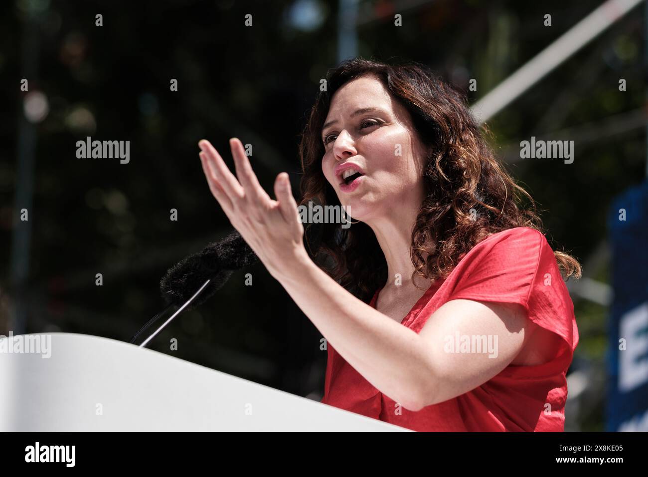 Isabel Díaz Ayuso während einer Eonstration gegen das Amnestiegesetz in der Puerta de Alcala am 26. Mai 2024 in Madrid, Spanien. Stockfoto