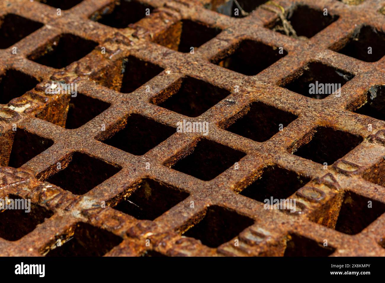 Rostiges Metallgitter Stockfoto