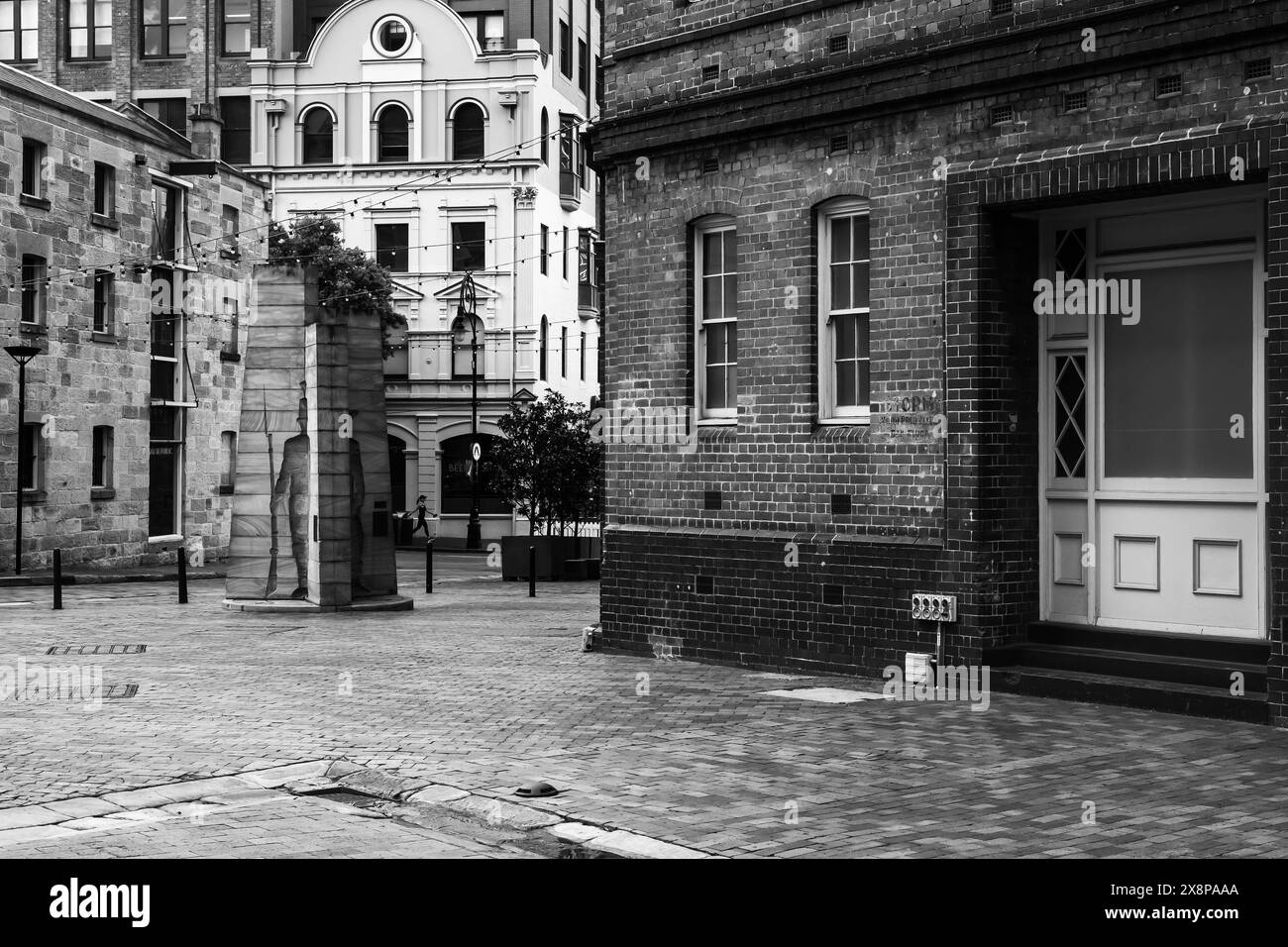 Der Rocks Square ist immer noch sehr ruhig, da Sydney sich auf die Wiedereröffnung vorbereitet, sobald das 70%-ige Impfziel bis Montag, den 11. Oktober erreicht ist. Ge Stockfoto
