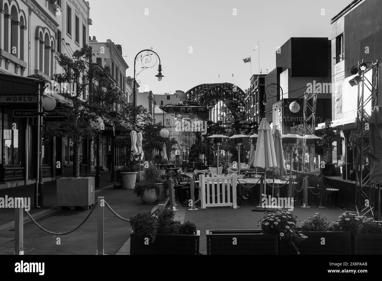Sydney, Australien. Mittwoch, 4. September 2021. George Street, Sydney, sieht sehr verlassen aus, da die täglichen COVID-19-Fälle weiter zunehmen. Stockfoto