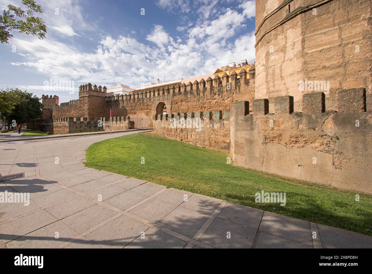Mauern von Sevilla im Stadtteil Macarena der Hauptstadt Andalusiens, Spanien Stockfoto Mauern von Sevilla im Stadtteil Macarena der Hauptstadt Andalusiens, Spanien Stockfoto
