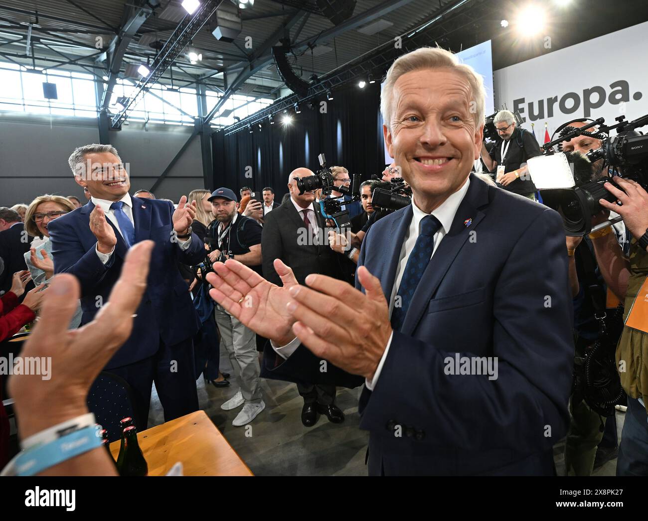 ÖVP EU-Spitzenkandidat Reinhold Lopatka am Freitag, 24. Mai 2024, beim ÖVP EU-Wahlkampf "Kick-off zum Endspurt" im Messegelände Oberwart, Österreich. - 20240524 PD7864 Credit: APA-PictureDesk/Alamy Live News Stockfoto