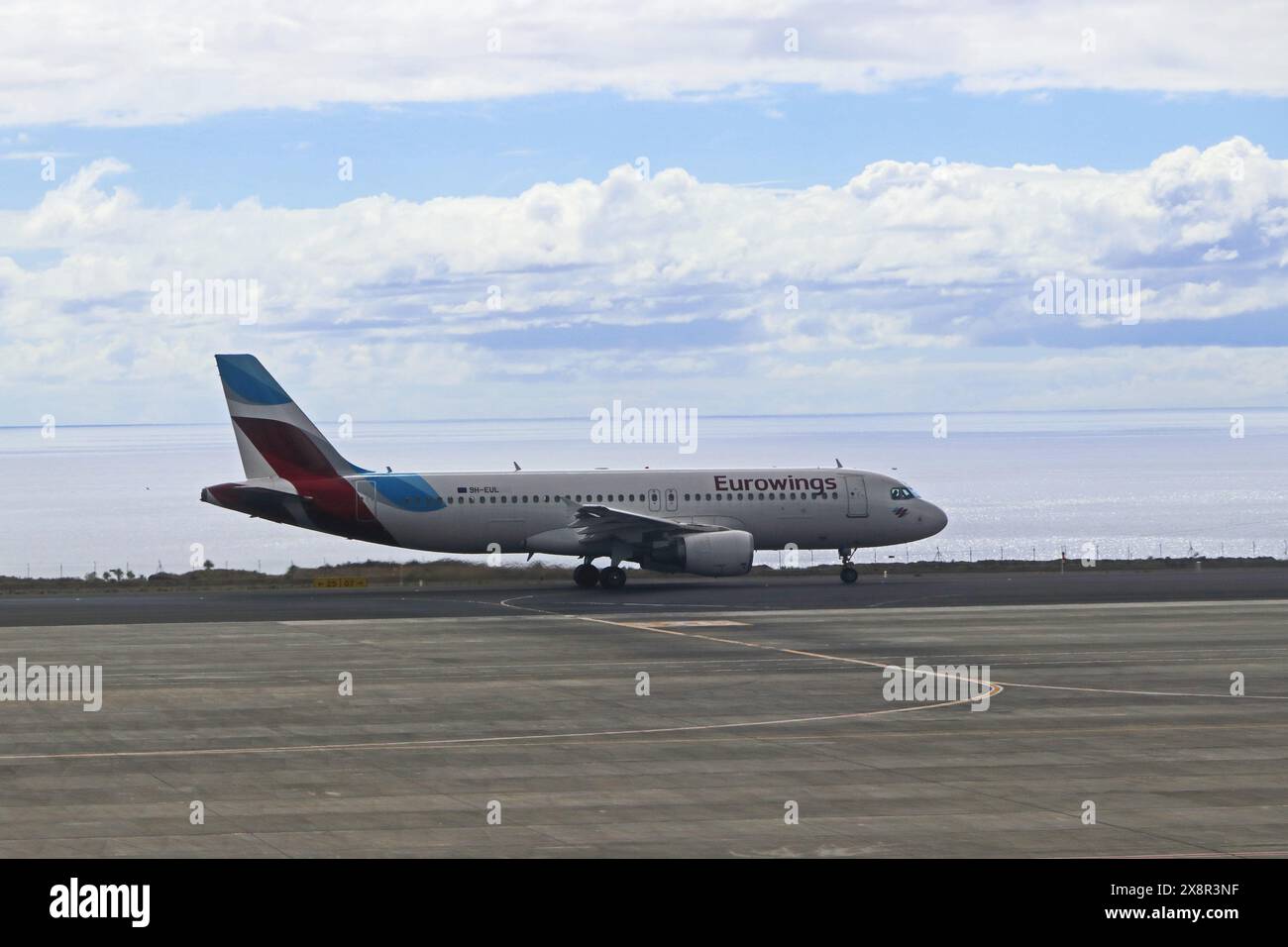 Eurowings Airbus A320 am Flughafen Teneriffa Stockfoto