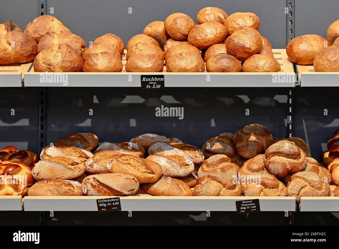 Verkaufsregal Backwaren Brot Stockfoto