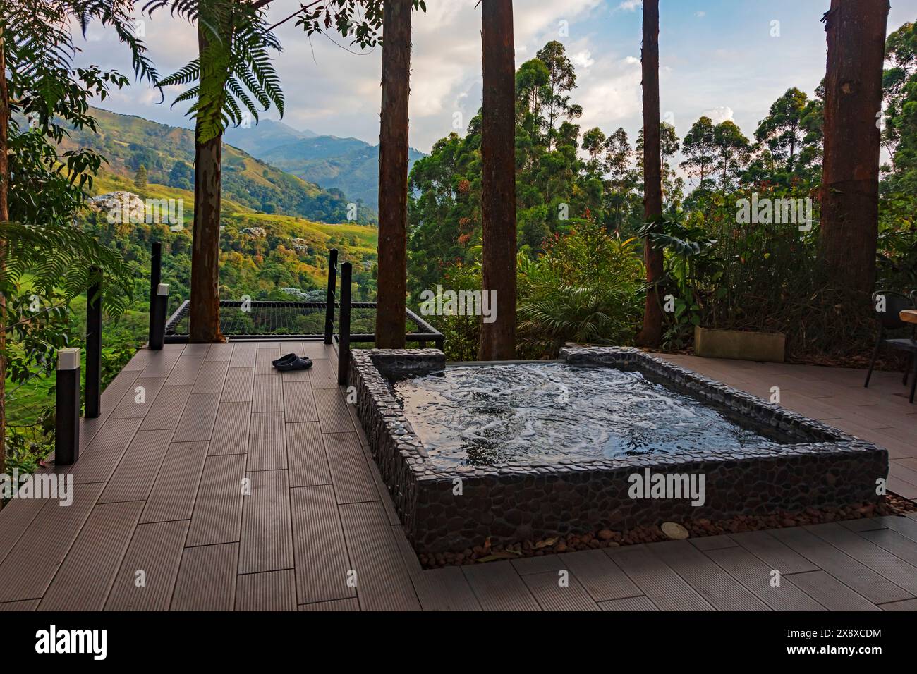 Cabana Ecolodge Jacuzzy ist ein wunderbares AirBnB direkt außerhalb von Salento - Kolumbien Stockfoto