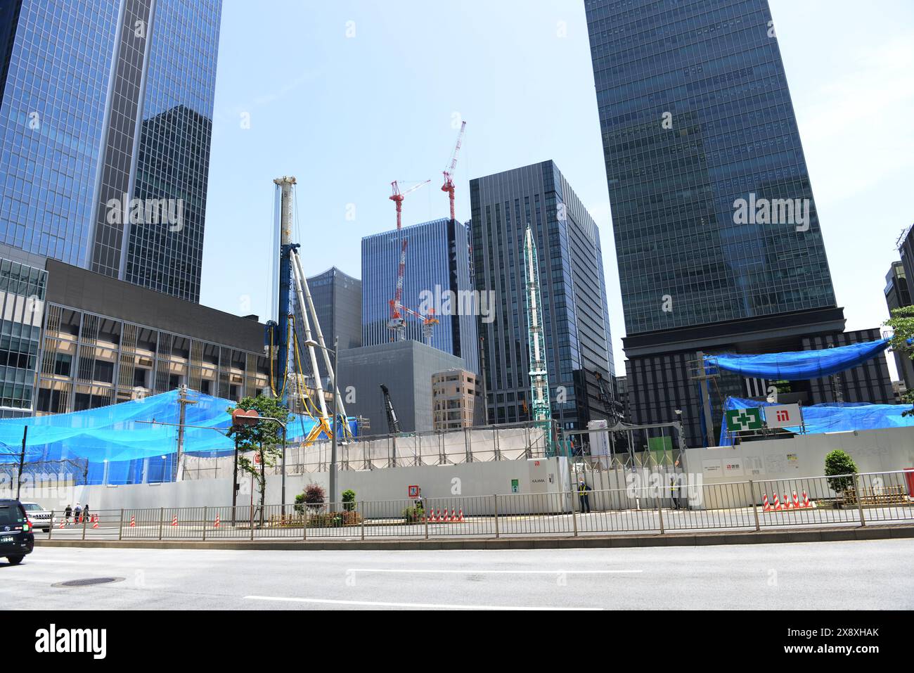 Baustelle eines neuen Gebäudes in Marunouchi, Tokio, Japan. Stockfoto