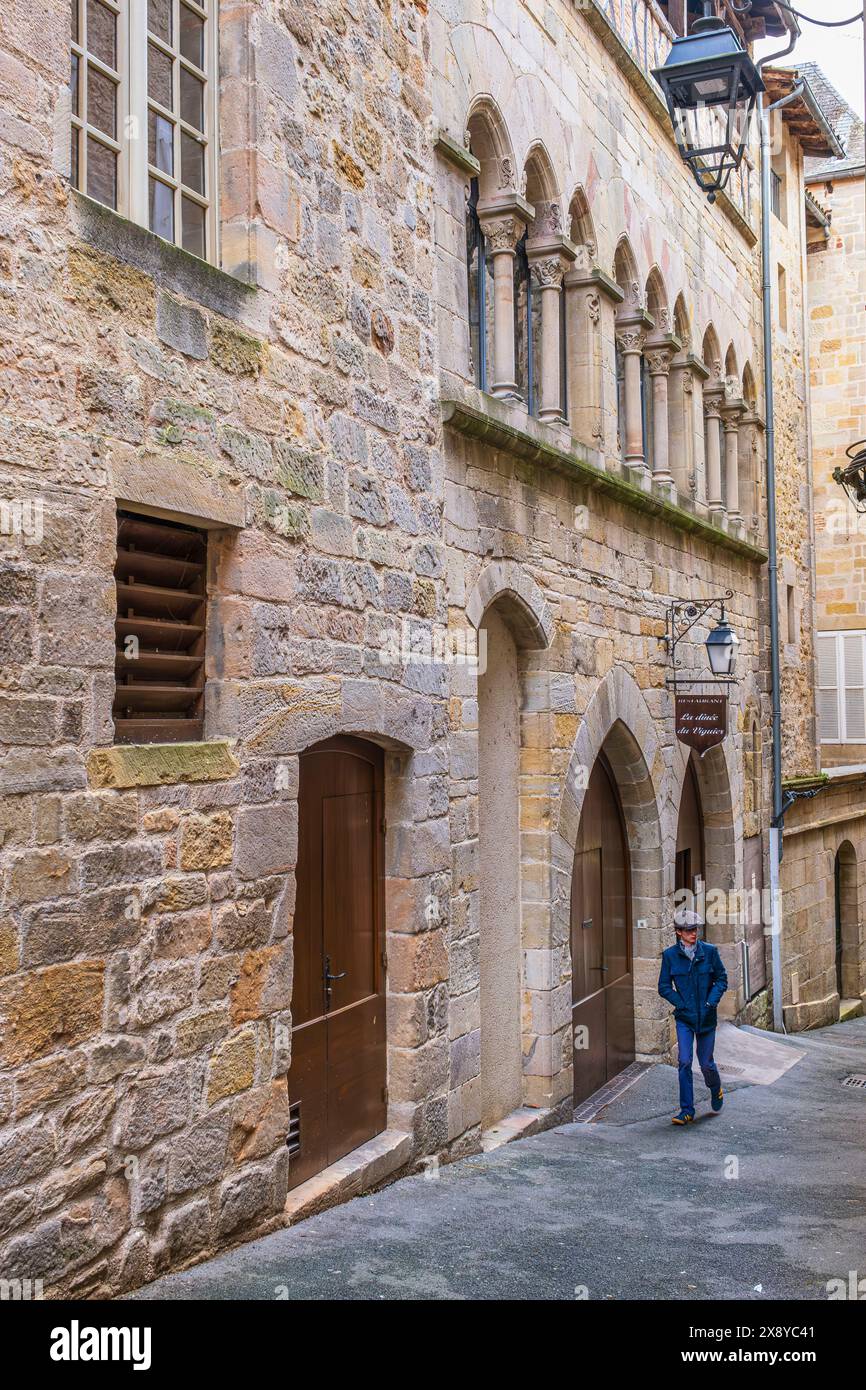 Frankreich, Lot, Figeac auf der Via Podiensis, einer der Pilgerrouten nach Santiago de Compostela oder GR 65 (UNESCO-Weltkulturerbe), Gasse der Hist Stockfoto