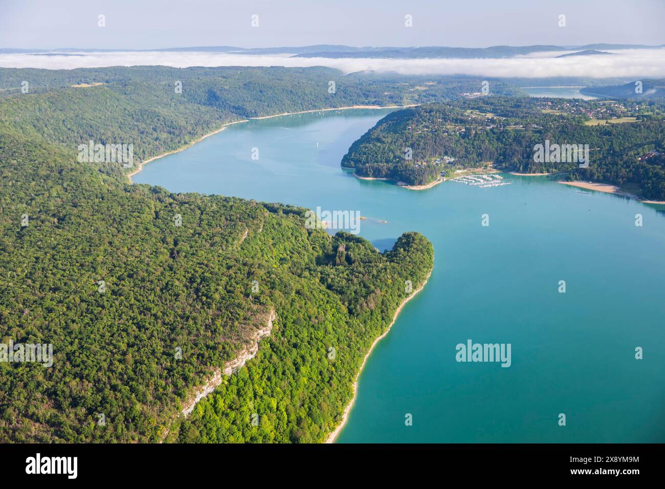 Frankreich, Jura, See Vouglans (Luftaufnahme) Stockfoto