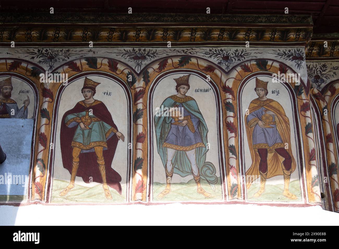 Galerie für antike griechische Philosophen in der Kirche Brâncovenesc im Komitat Vâlcea, Rumänien Stockfoto