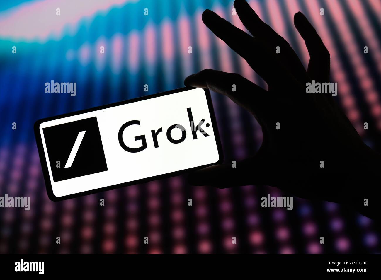 Auf diesem Foto wird das grok Logo auf einem Smartphone angezeigt. Aufgenommen in Brüssel, Belgien. Am 27. Mai 2024. (Jonathan Raa / SIPA USA) *** ausschließlich für redaktionelle Nachrichtenzwecke *** Stockfoto