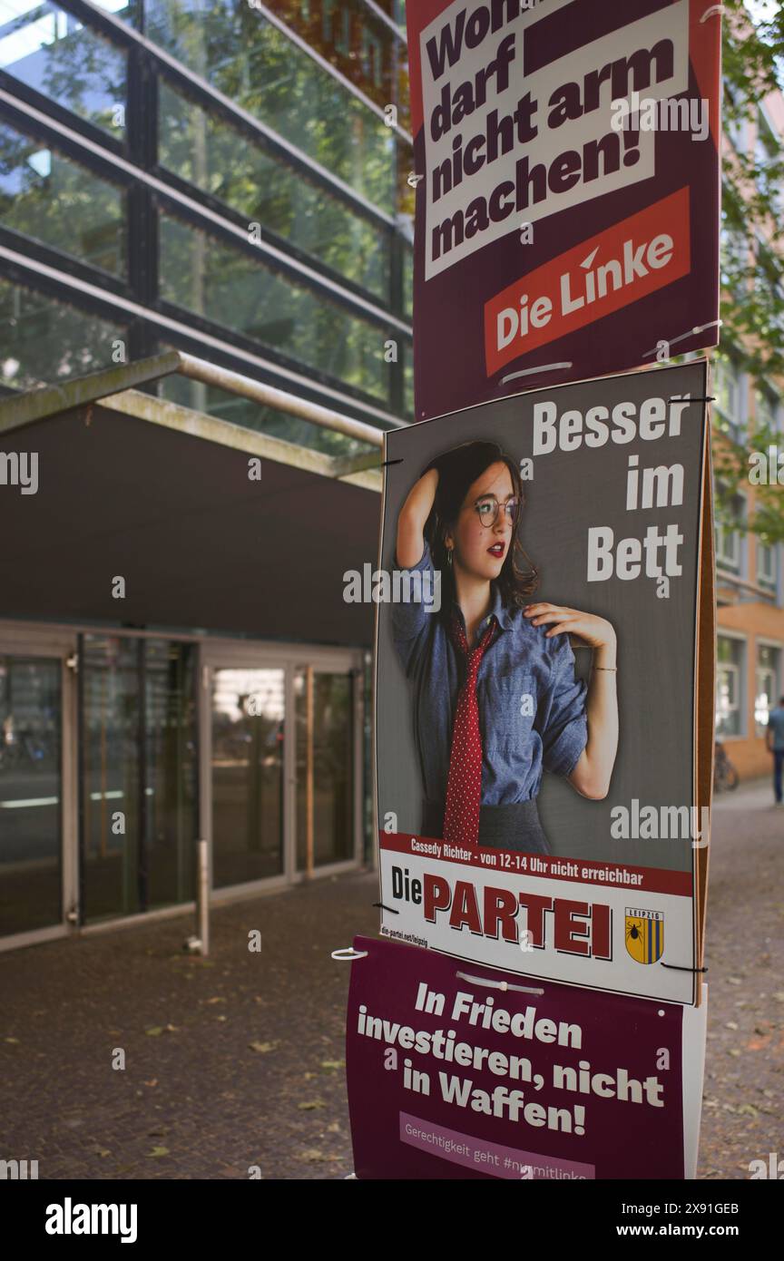 Wahlplakat, die linke, die Partei, Wahlspruch BESSER im BETT, Europawahl 2024, Leipzig, Sachsen, Deutschland Stockfoto