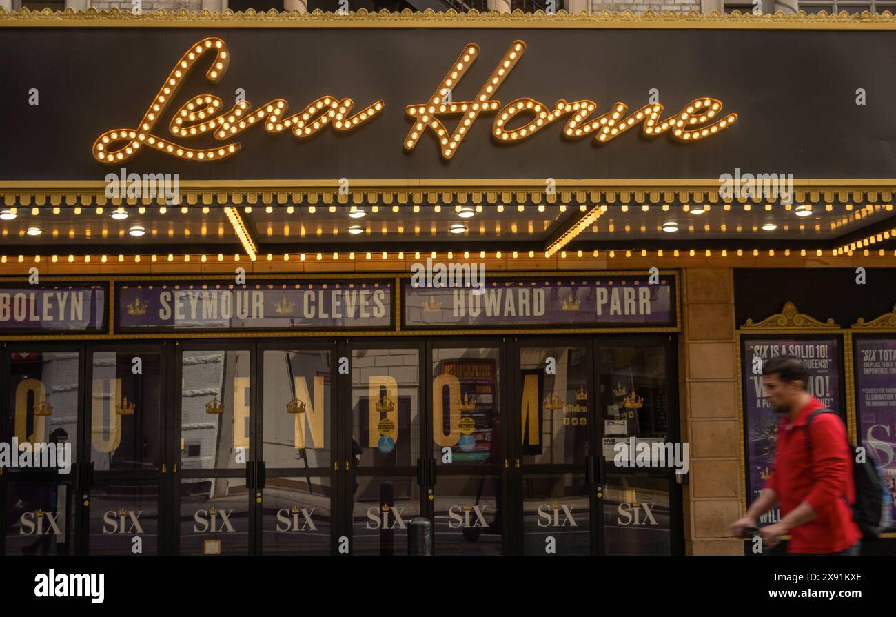 SIX das Musical im Lena Horne Theater am Broadway in Manhattan NYC Stockfoto