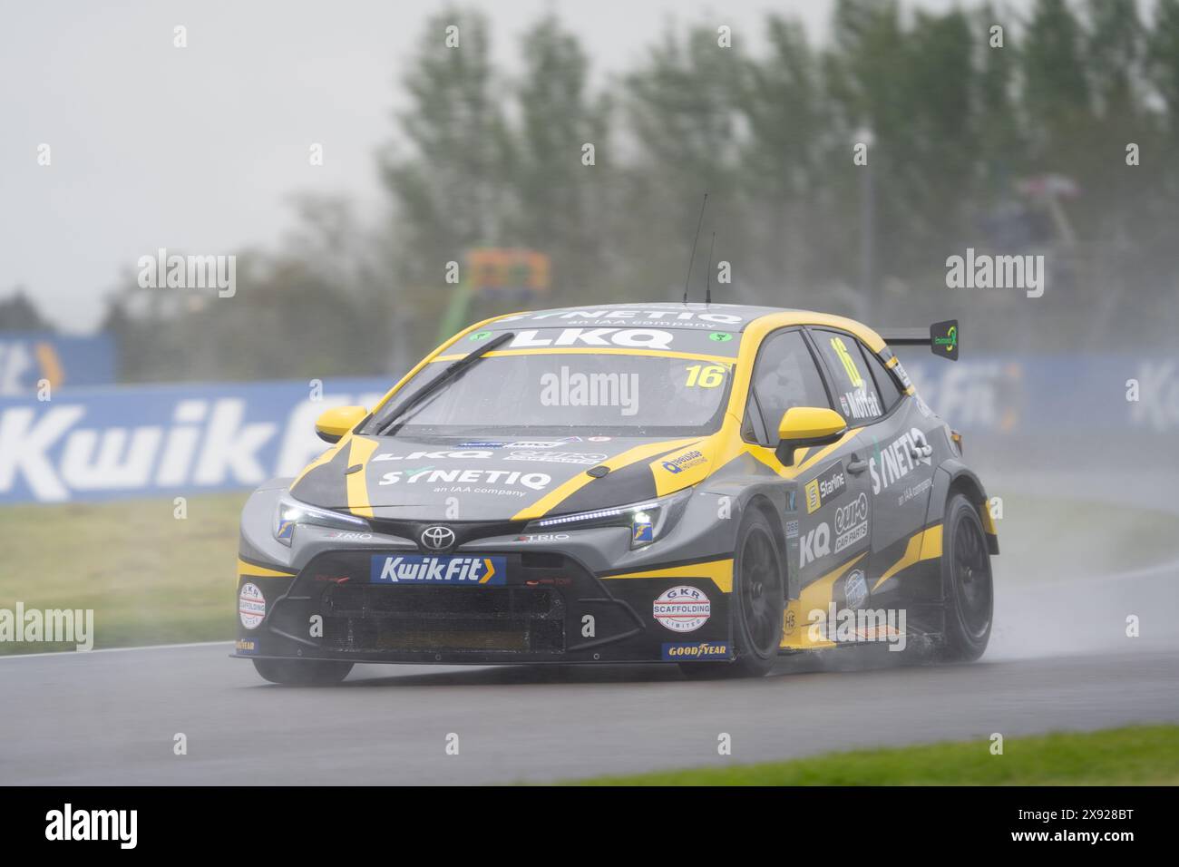 Aiden Moffat 16 LKQ Euro Car Parts mit SYNETIQ Runde 1 Donington Park 2024 während der British Touring Car Championship in Donington Park, Derby, Engl Stockfoto