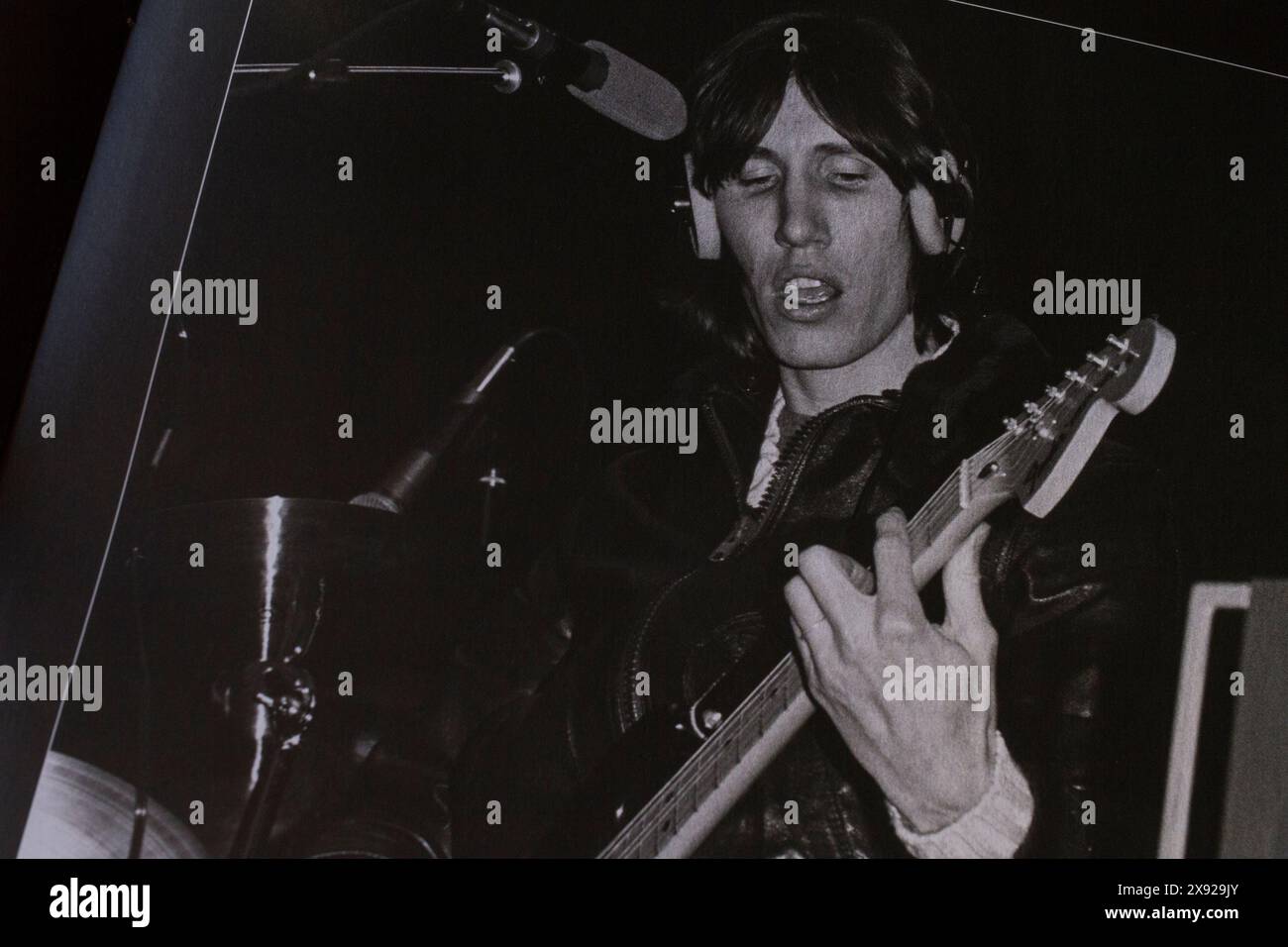 Roger Waters Porträt im Buch des Pink Floyd Albums Animals (Version: Remix 2018). Stockfoto