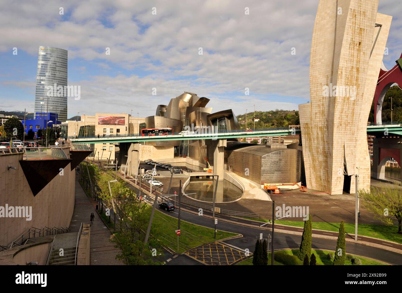 Guggenheim Bilbao Museum des Architekten Frank Gehry in Bilbao, Spanien, Europa. Stockfoto