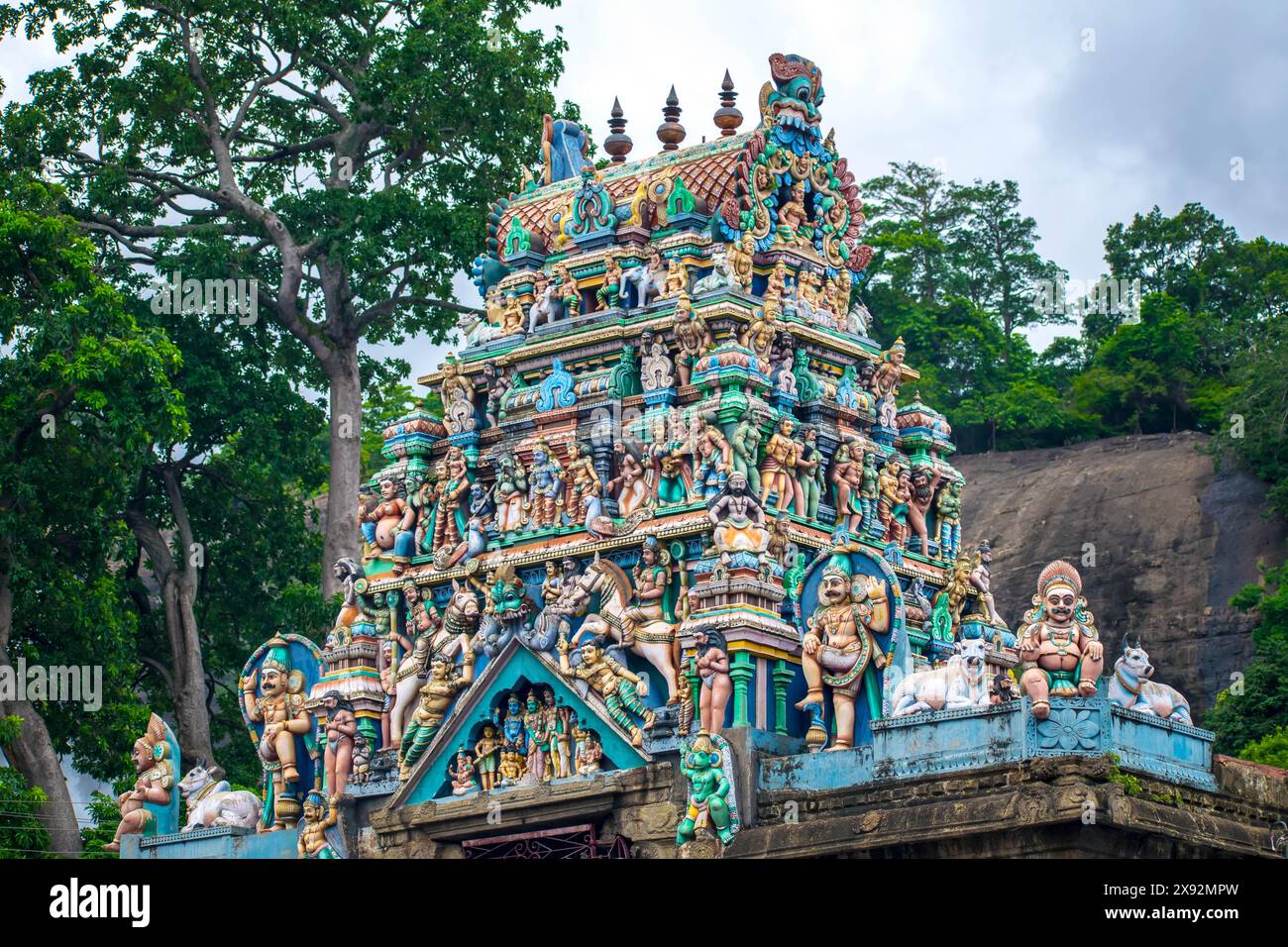 Hindu-Tempelturm in südindien Stockfoto