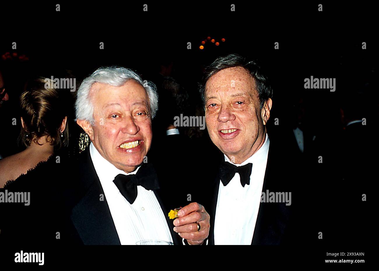 JANUAR 2011 - K0421WW SD01/19/95.CHILDREN'S BLOOD FOUNDATION. ADOLPH GREEN CY COLEMAN. WALTER WEISSMAN/OBIT(Credit Image: © WALTER WEISSMAN/ZUMAPRESS.com) NUR REDAKTIONELLE VERWENDUNG! Nicht für kommerzielle ZWECKE! Stockfoto