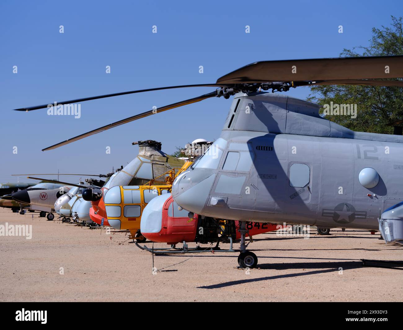 Das Pima Air & Space Museum ist ein Zeugnis für das unerbittliche Streben der Menschheit nach dem Himmel und darüber hinaus. Eingebettet im Herzen von Tucson, Arizona, Th Stockfoto