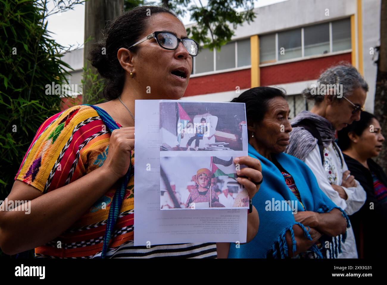 Guatemala-Stadt, Guatemala-Stadt, Guatemala. Mai 2024. Der interreligiöse Sektor Sentinels steht solidarisch mit dem palästinensischen Volk und schließt sich einer Geste des Gebets für Frieden und Waffenstillstand an. Kriege in der Welt verursachen Schmerz und Tod und verstoßen gegen die Botschaft des Friedens, implizit in Spiritualitäten. (Kreditbild: © Fernando Chuy/ZUMA Press Wire) NUR REDAKTIONELLE VERWENDUNG! Nicht für kommerzielle ZWECKE! Stockfoto