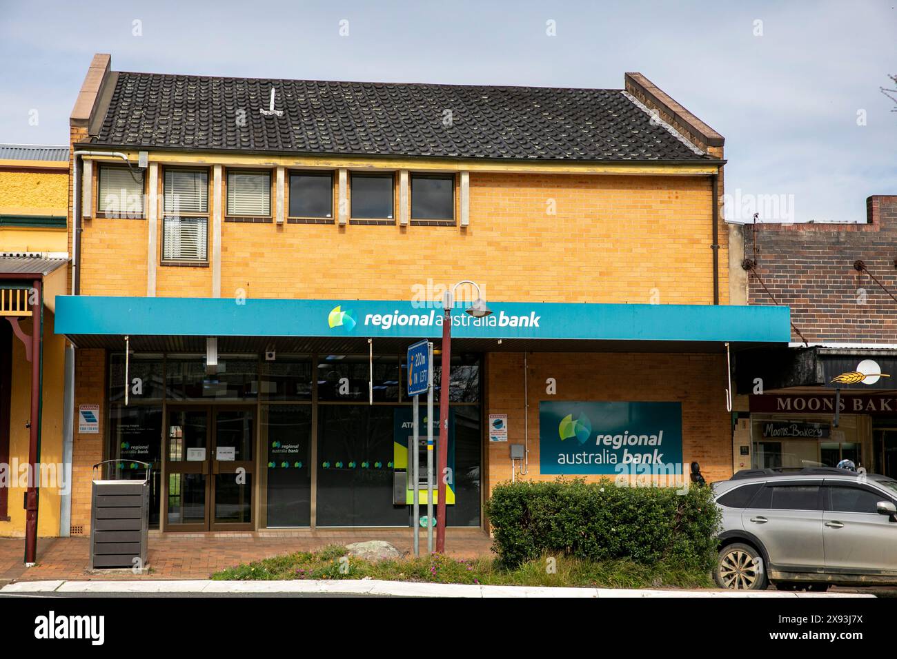 Die Regional Australia Bank in Uralla, Regional Australia Bank, ist eine kundeneigene Bank mit 36 Filialen, die sich auf das regionale Australien konzentriert Stockfoto