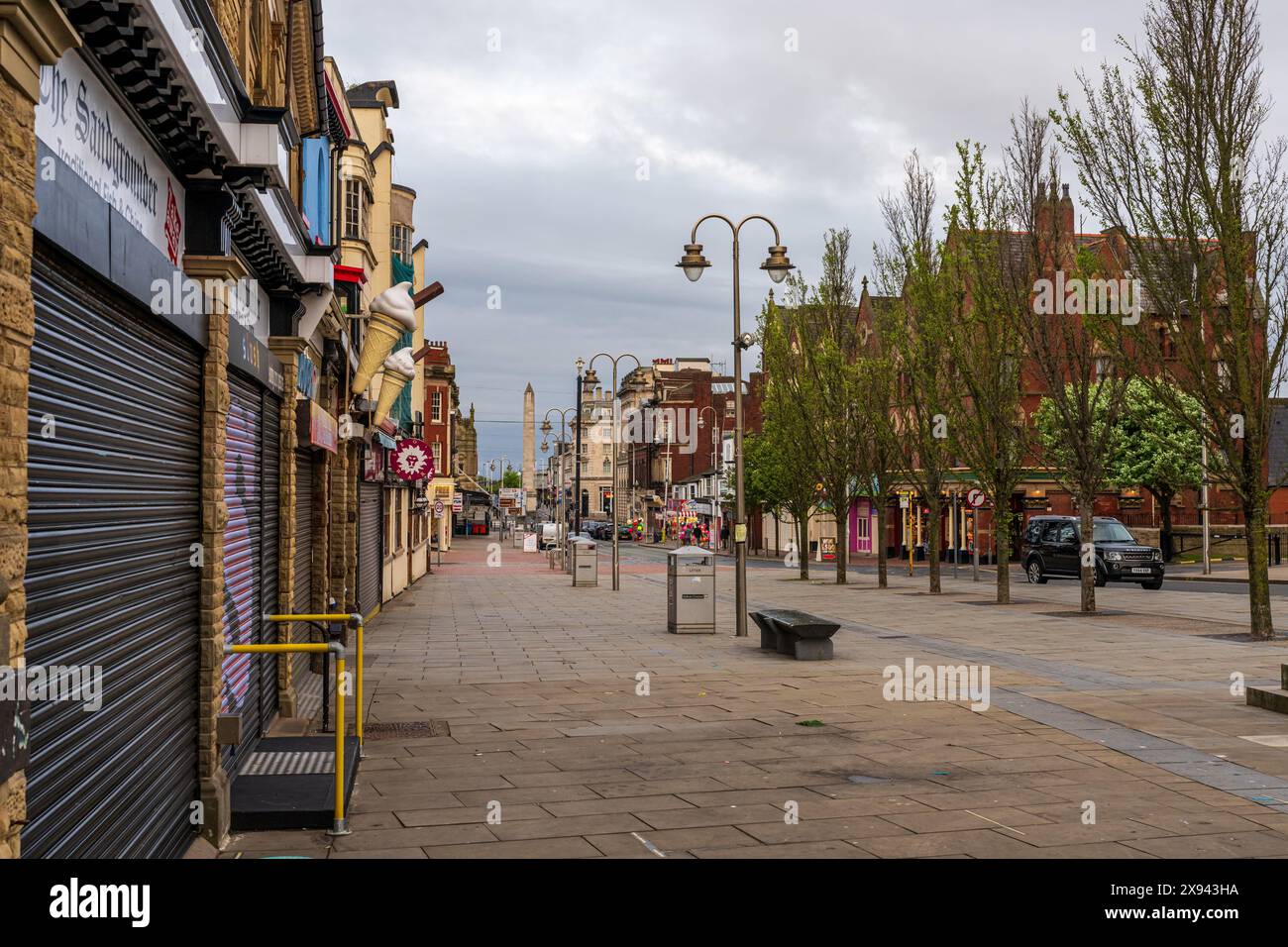 Southport, Merseyside, England, Großbritannien - 14. Mai 2023: Geschlossene Geschäfte in Neville St. Stockfoto