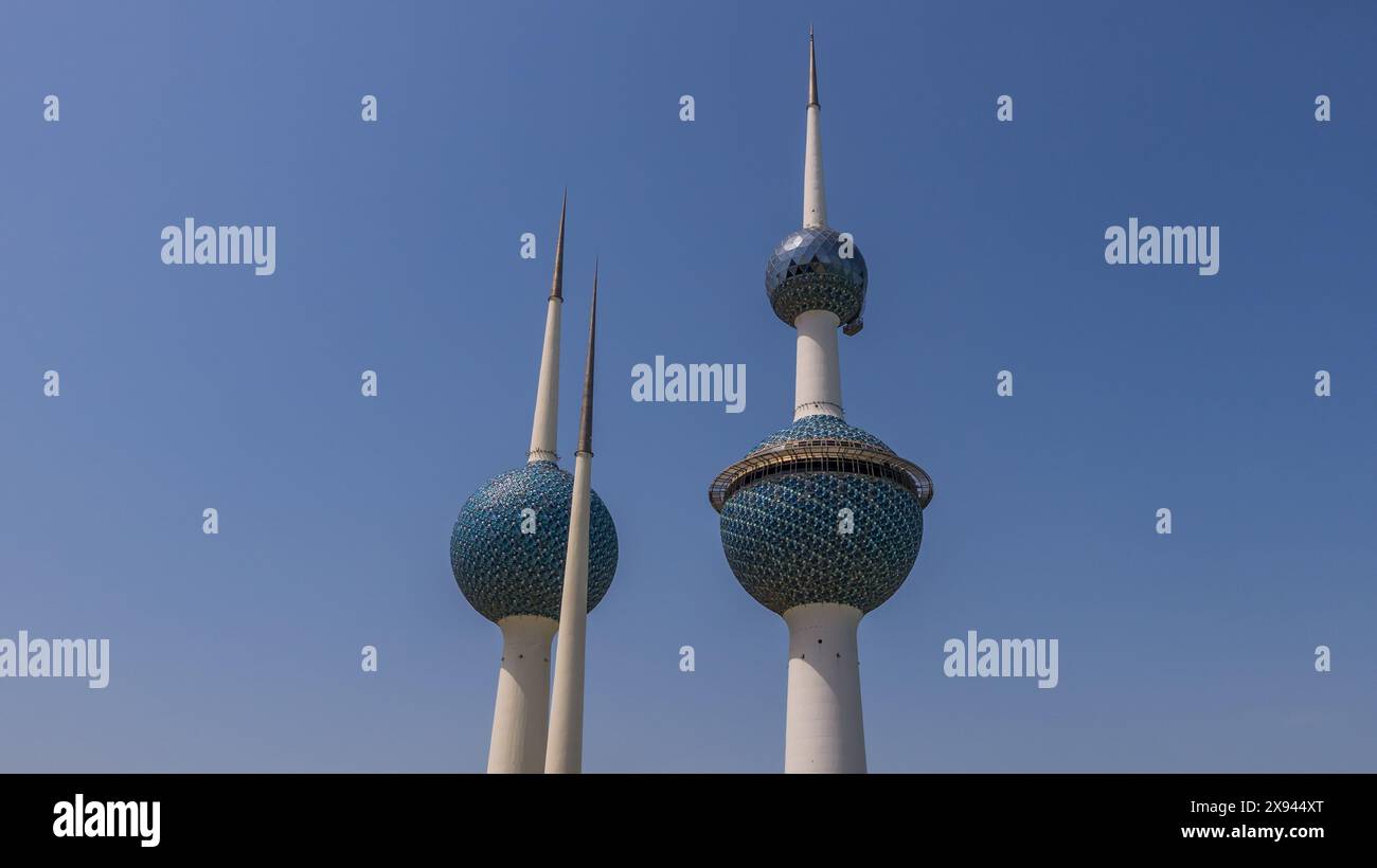 Kuwait City - 16. Mai 2024 - Panoramablick auf die Kuwait Towers Stockfoto