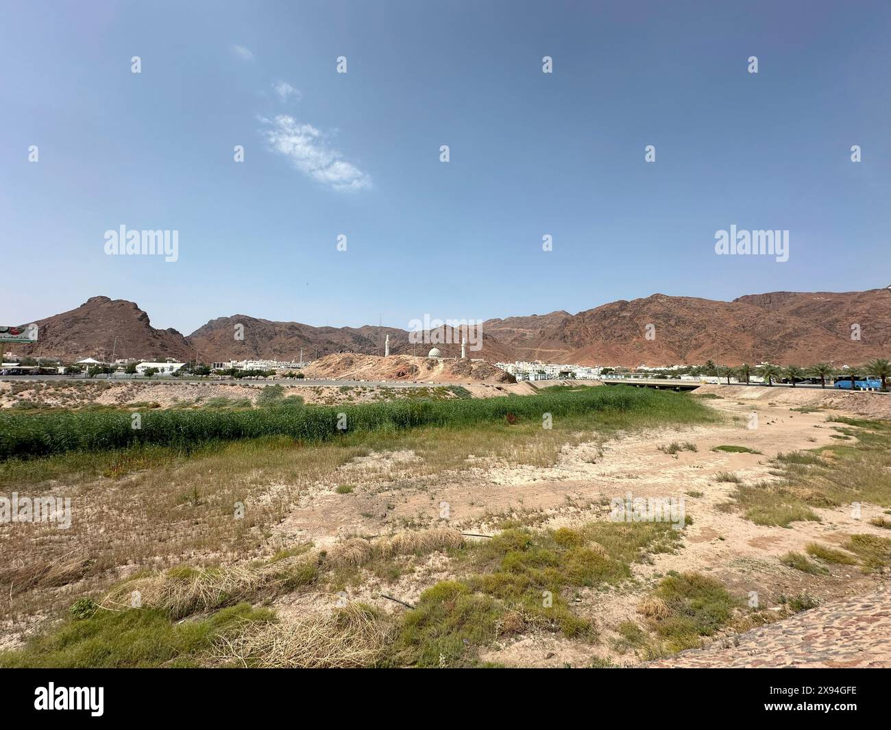 Mount Uhad. Masjid sagte al shuhada Jabal Uhud, wo muslimische Bogenschützen während der Schlacht von Uhud positioniert wurden. Stockfoto