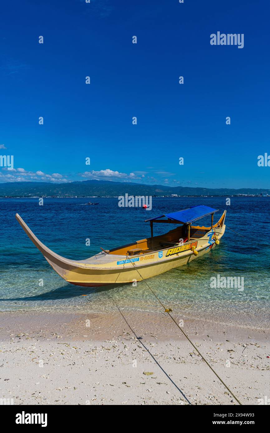 Touristenboot in Grande Santa Cruz Island, Zamboanga, Mindanao, Philippinen, Südostasien, Asien Stockfoto