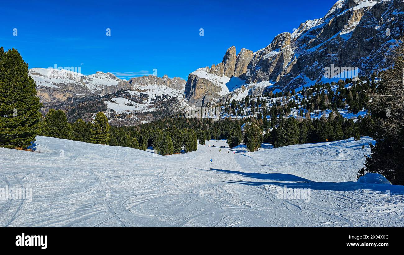 Skipisten an der Sella Ronda, Dolomiten, Italien, Europa Stockfoto