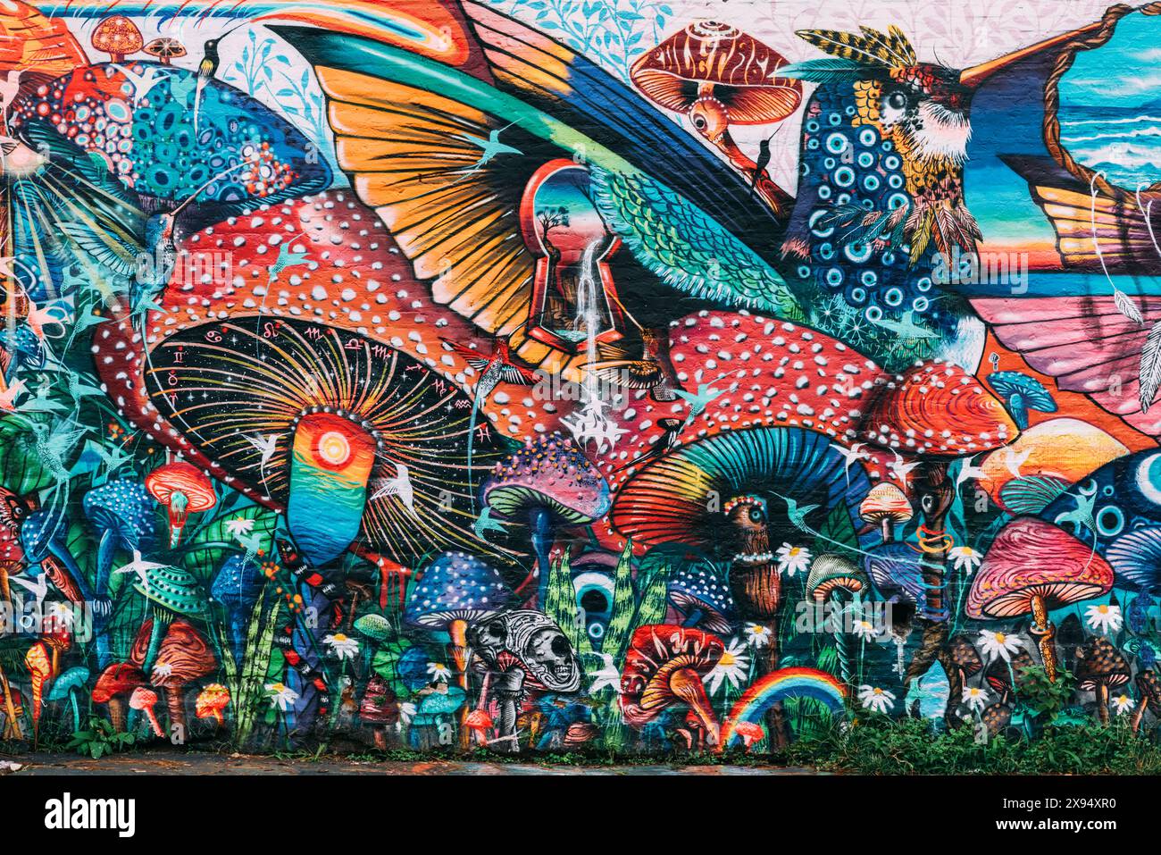 Beco do Batman, der Spitzname für die Gegend rund um das bei Touristen beliebte Viertel Vila Madalena, Sao Paulo, Brasilien Stockfoto