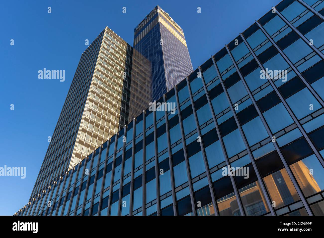 Blick auf zeitgenössische Architektur, Manchester, Lancashire, England, Großbritannien, Europa Stockfoto