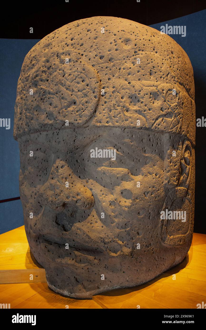 Olmec Colossal Head, 1200-600 v. Chr., aus San Lorenzo, Veracruz, Nationalmuseum für Anthropologie, Mexiko-Stadt, Mexiko, Nordamerika Stockfoto