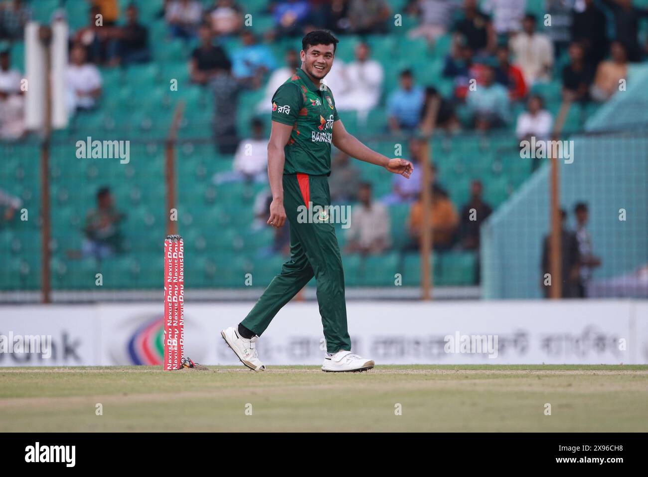 Taskin Ahmed während des dritten T20-Spiels gegen Simbabwe im Zahur Ahmed Chowdhury Stadium, Sagorika, Chattogram, Bangladesch, 07. Mai, 202 Stockfoto