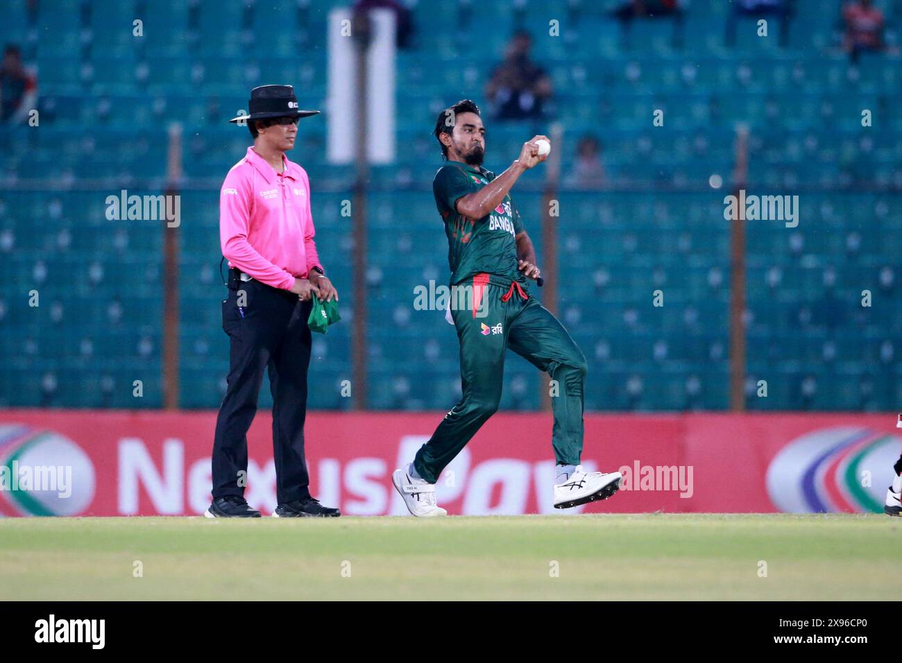 Tanzim Hasan Sakib während des dritten T20-Spiels gegen Simbabwe im Zahur Ahmed Chowdhury Stadium, Sagorika, Chattogram, Bangladesch, 07 Ma Stockfoto