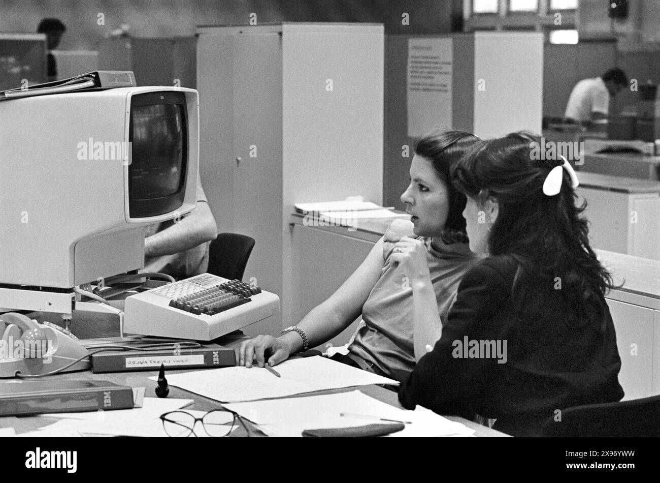 - Stabilimento IBM di Santa Palomba (Roma), giugno 1984 - IBM-Werk in Santa Palomba (Rom), Juni 1984 Stockfoto