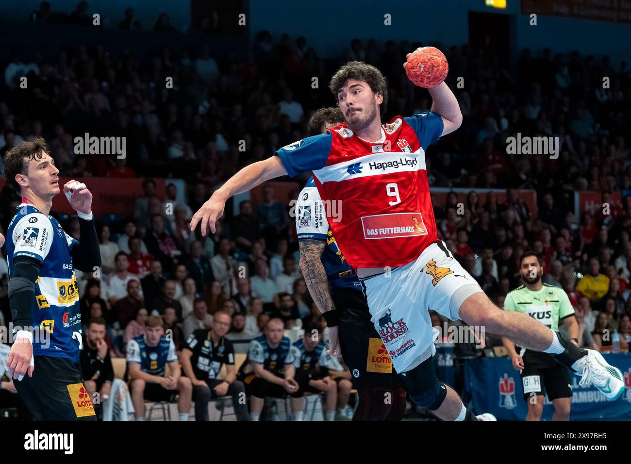 Jacob Arenth Lassen (HSV Handball, #9) beim Wurf GER, Handball Sport Verein Hamburg vs. ThSV Eisenach, Handball, Bundesliga, Spieltag 33, Saison 2023/2024, 29.05.2024 Foto: Eibner-Pressefoto/Maximilian Vincen Stockfoto