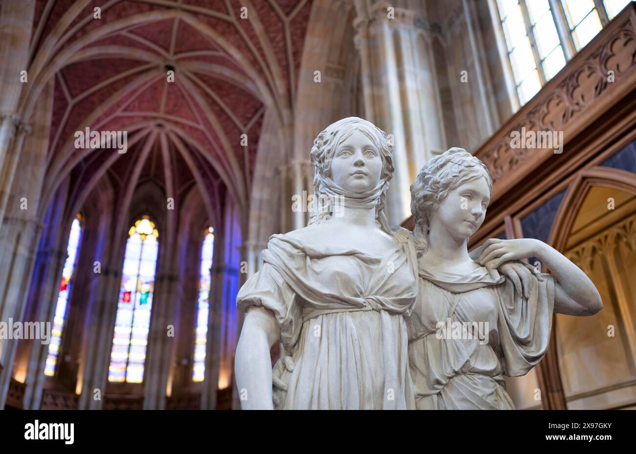 Innenansicht, Doppelstatue der Prinzessinnen Luise und Friederike von Preußen von Johann Gottfried Schadow, Friedrichswerder Kirche, Architekt Karl Stockfoto