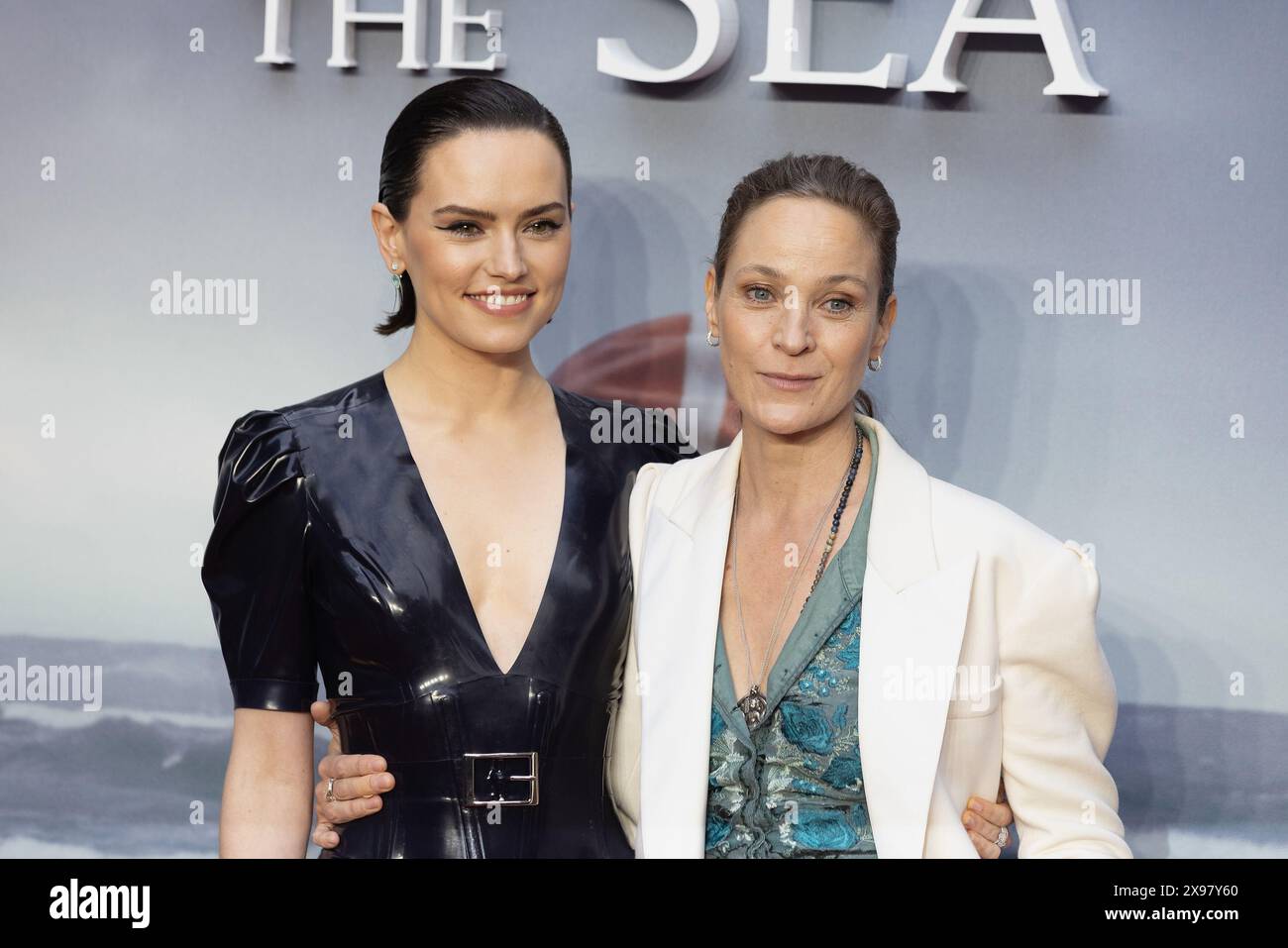 London, Großbritannien. Mai 2024. Daisy Ridley und Jeanette Hain besuchten Disney Young Woman and the Sea am 29. Mai 2024 im Curson's Mayfair in London. Quelle: S.A.M./Alamy Live News Stockfoto