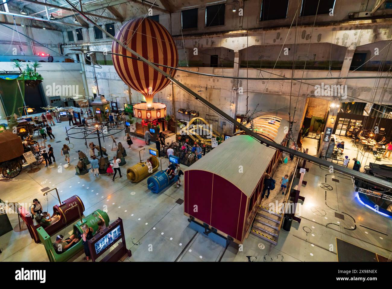 PROTO Invention Factory (Avastustehas), ein unterhaltsamer Raum mit VR und Prototypen von Technologie in Tallinn, Estland Stockfoto