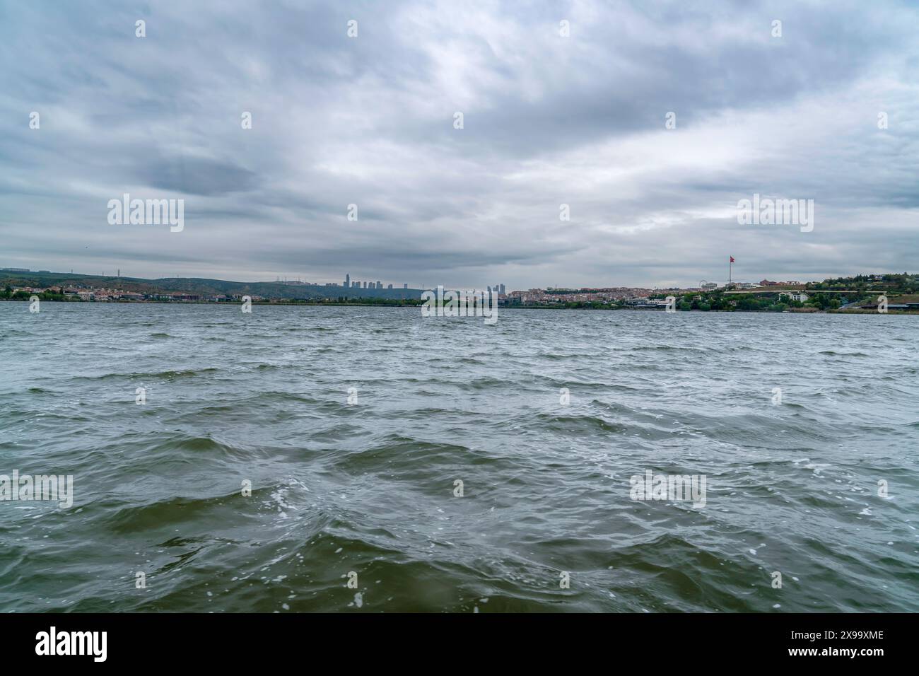 Golbasi, Ankara, Türkei-12. Mai 2024: Golbasi-Stadt mit Mogan-See Stockfoto