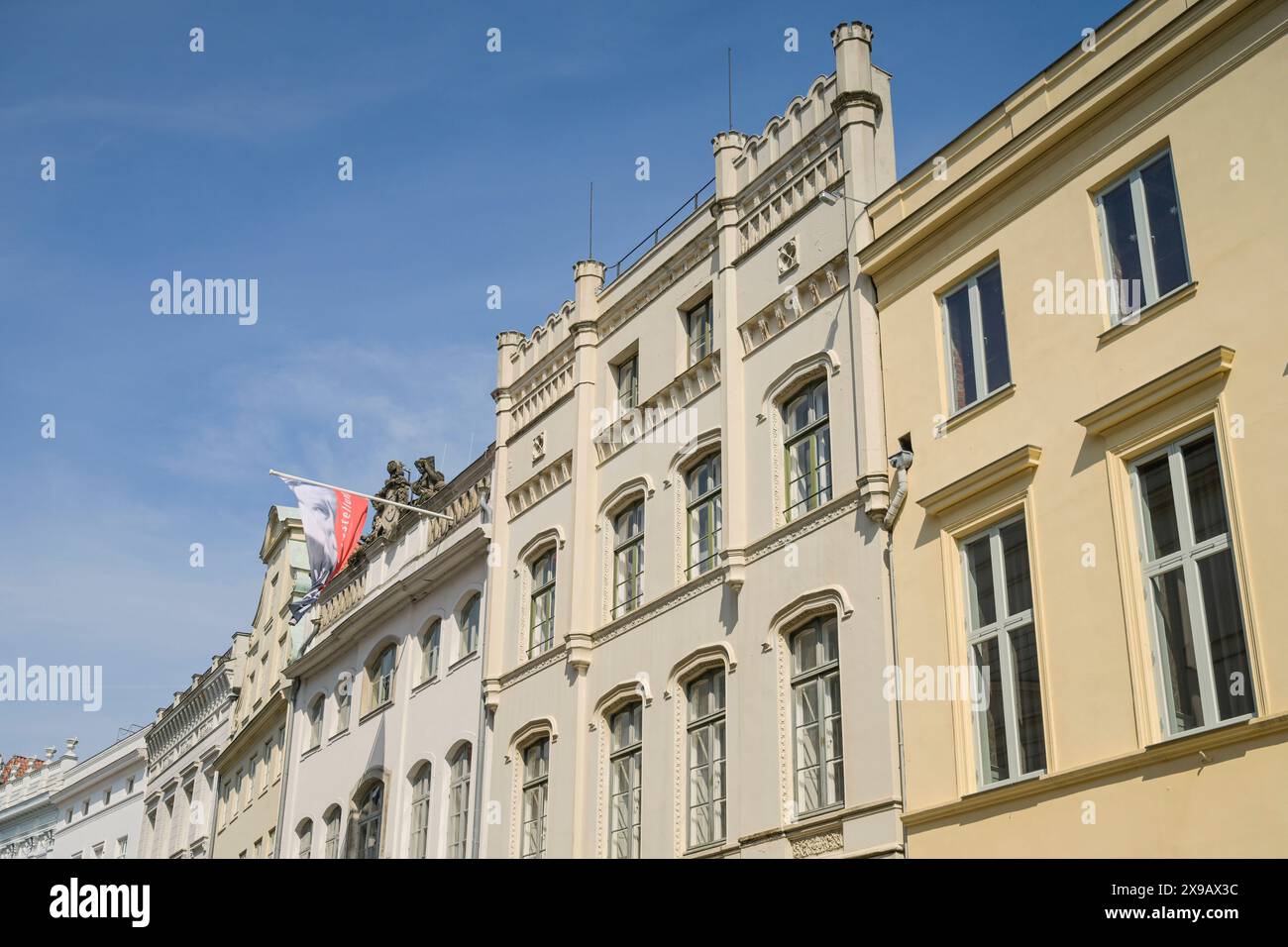 Willy-Brandt-Haus, Königstraße, Bürgerhäuser, Altbaufassaden, Giebel, Lübeck, Niedersachsen, Deutschland *** Willy Brandt Haus, Königstraße, Stadthäuser, alte Gebäudefassaden, Giebel, Lübeck, Niedersachsen, Deutschland Stockfoto