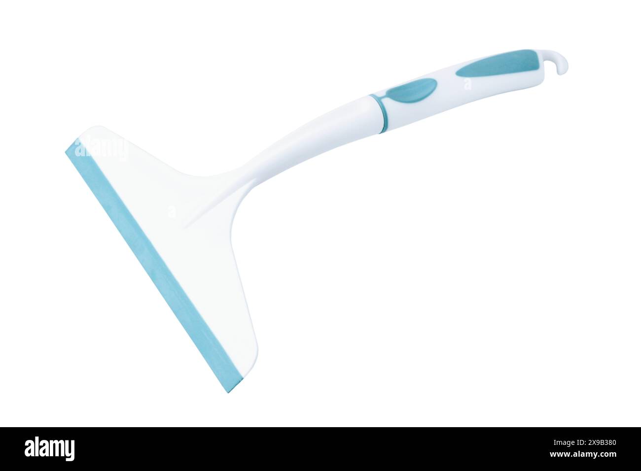 Kfz-Schaber aus Kunststoff mit Gummikissen zum Entfernen von Wasser von der Oberfläche des Fahrzeugs und Glas isoliert auf weißem Hintergrund Stockfoto