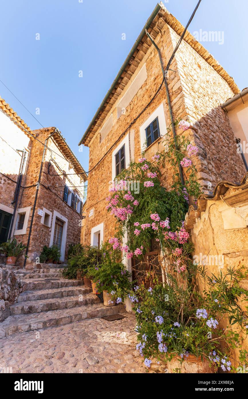 Bergdorf Fornalutx, Mallorca, Mallorca, Balearen, Spanien Stockfoto