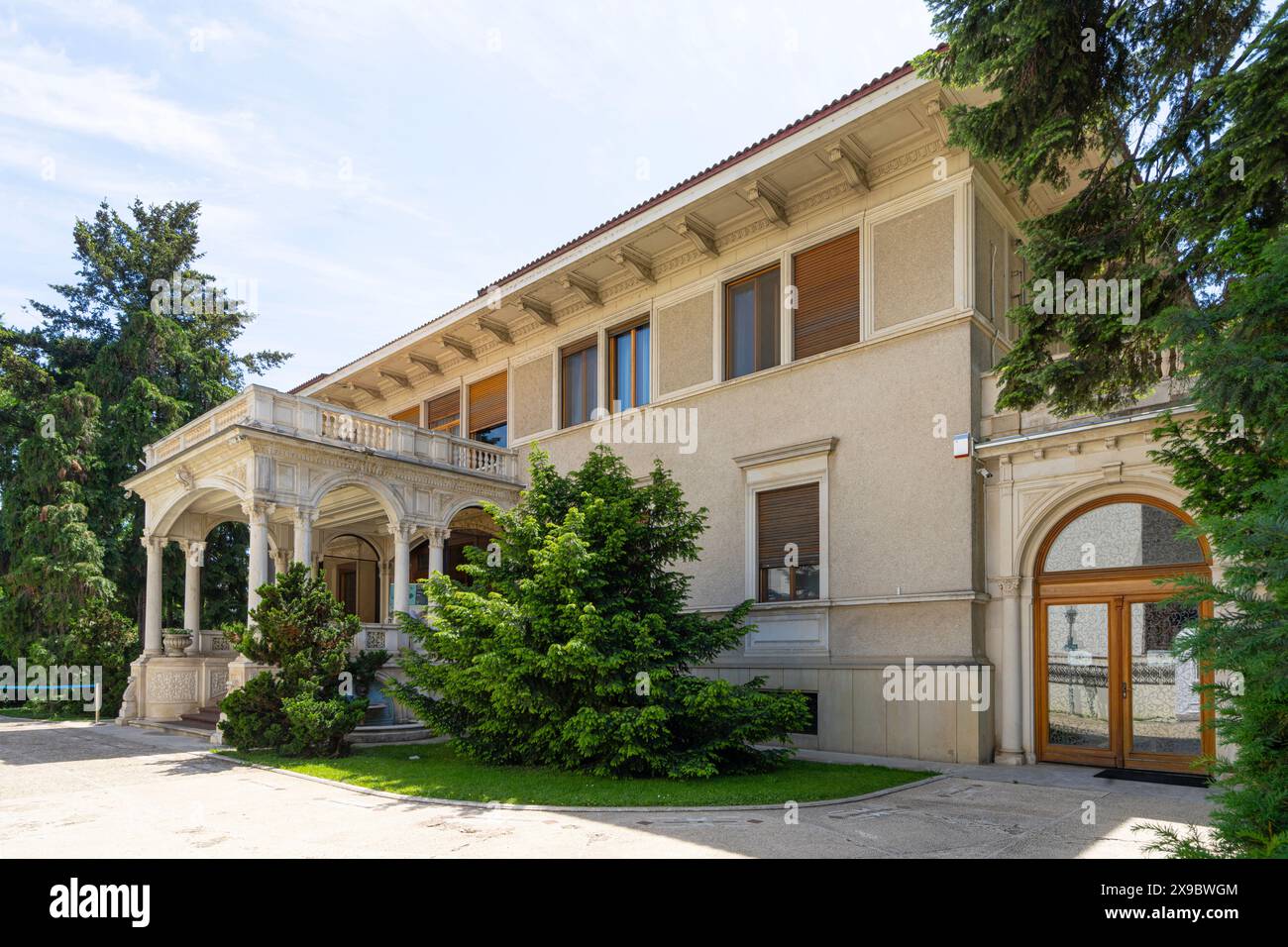 Bucarest, Rumänien. Mai 2024. Außenansicht des Palastes Primaverii, Ceauşescu Residenz im Stadtzentrum Stockfoto