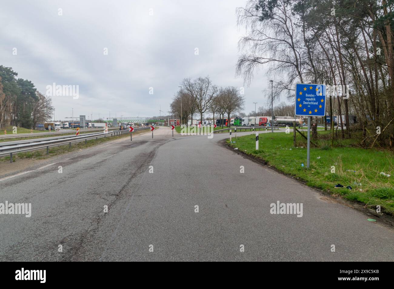 Bad Bentheim, Deutschland - 26. März 2024: Eintritt in die Republik Deutschland. Grenze in der schengen-Zone. Stockfoto