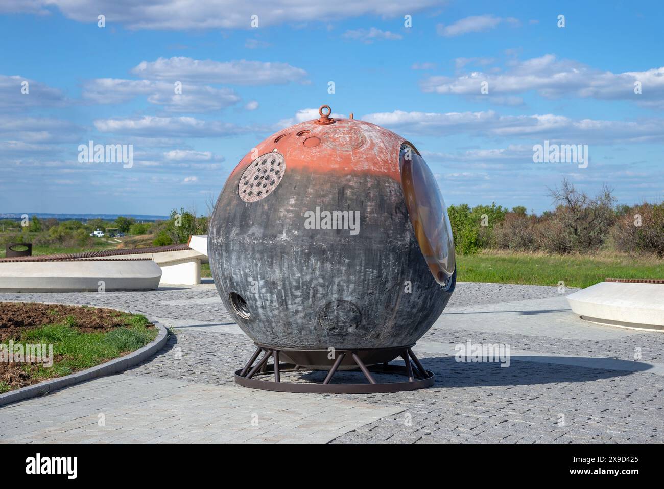 SARATOW REGION, RUSSLAND - 4. MAI 2024: Das Photon Lander (Raumschiff). Region Saratow, Russland Stockfoto