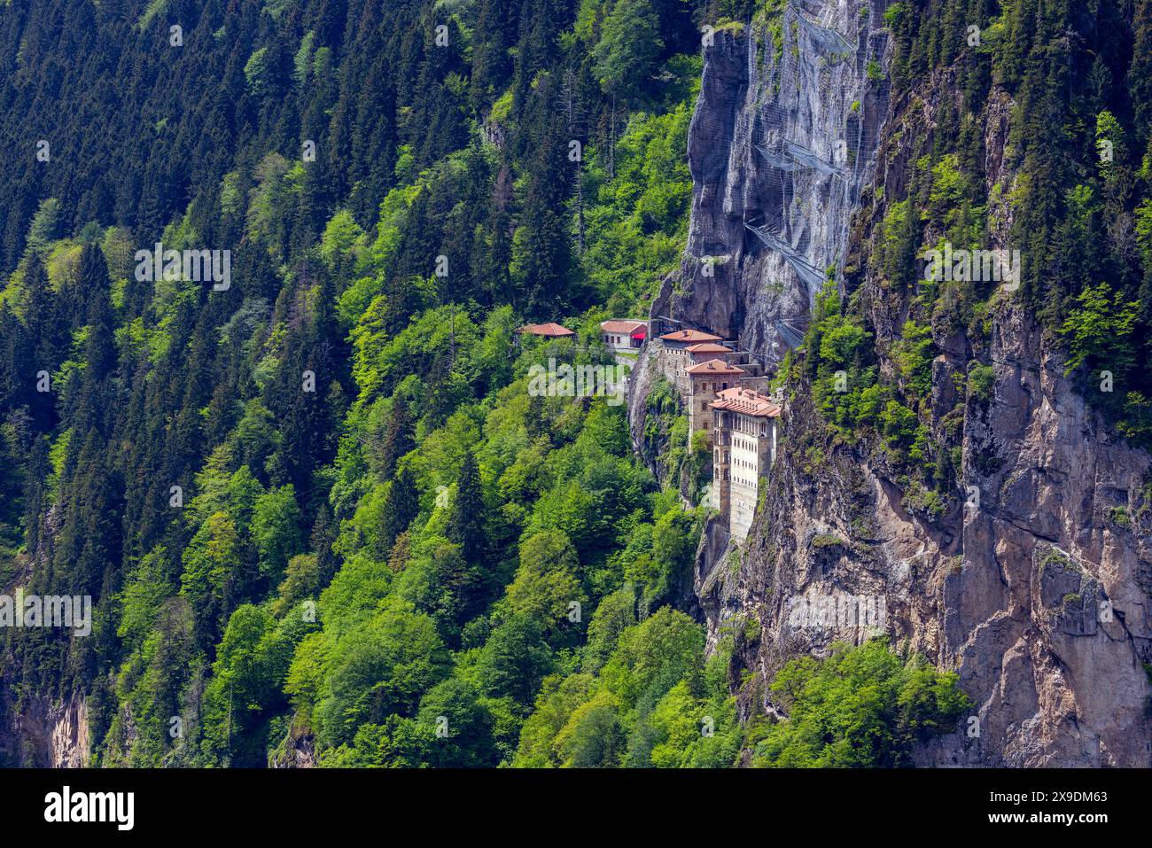 Das Sumela-Kloster (türkisch Sümela Manastırı) ist ein griechisch-orthodoxes Kloster im Bezirk Maka der Provinz Trabzon in der heutigen Türkei. Stockfoto