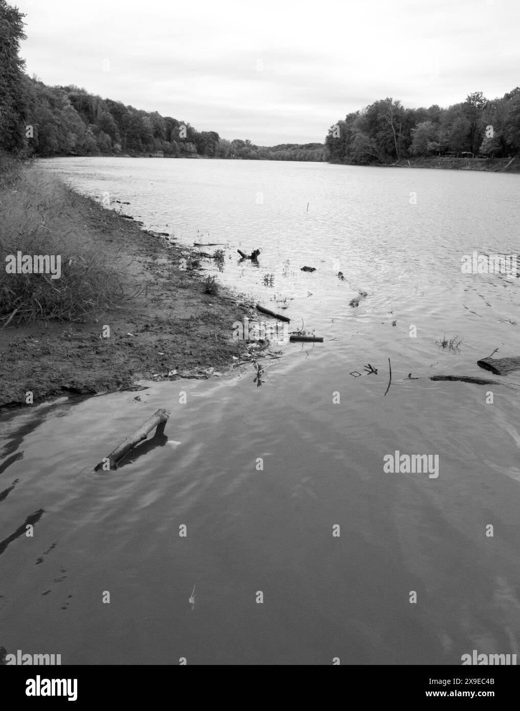 Wabash River neben dem OubacheTrails Park in Knox County Indiana. IN DEN USA Stockfoto