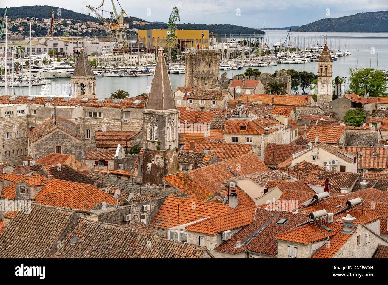Die Altstadt von Trogir von oben gesehen, Kroatien, Europa | die Altstadt von Trogir von oben gesehen, Kroatien, Europa Stockfoto