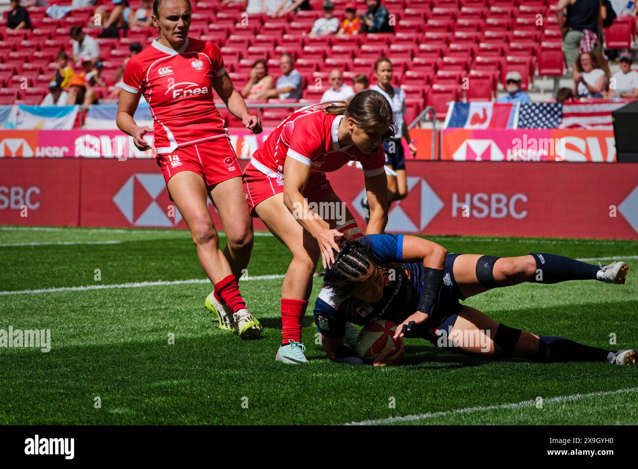 Madrid, Spanien. 31. Mai 2024. Finale der Rugby Sevens Championship. QUALIFIKATIONSPOOL A FÜR FRAUEN, Japan 7s gegen Polen 7s Teams aus aller Welt treten an diesem Wochenende im sehnsüchtig erwarteten Finale der Rugby Sevens Championship an und stellen ihre Geschwindigkeit, ihr Können und ihre Strategie in einem rasanten und aufregenden Turnier unter Beweis. Von den Zuschauern wird erwartet, dass sie die Tribüne füllen und eine elektrische Atmosphäre am Veranstaltungsort schaffen. Quelle: Enriquepsans/Alamy Live News Stockfoto